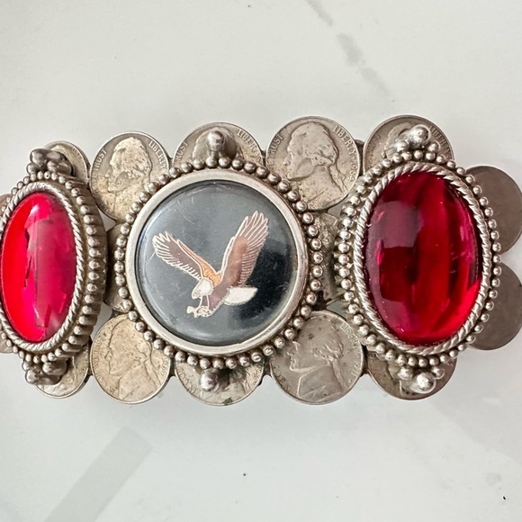 Patriot BELT BUCKLE MENS Eagle Nickels and Red Cabochons 5.5 Silver Tone 4110 B - Picture 2 of 11